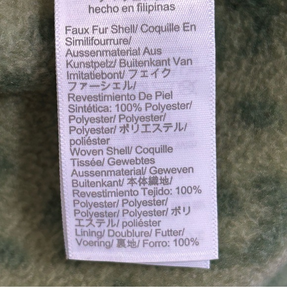 J.Crew J.Crew Cozy Green Animal Print Pullover Fleece Jacket Sweater Size Small. - Picture 12 of 12